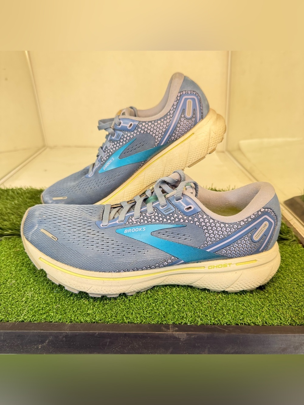 Brooks Womens Ghost 14 Running Shoes Size 9